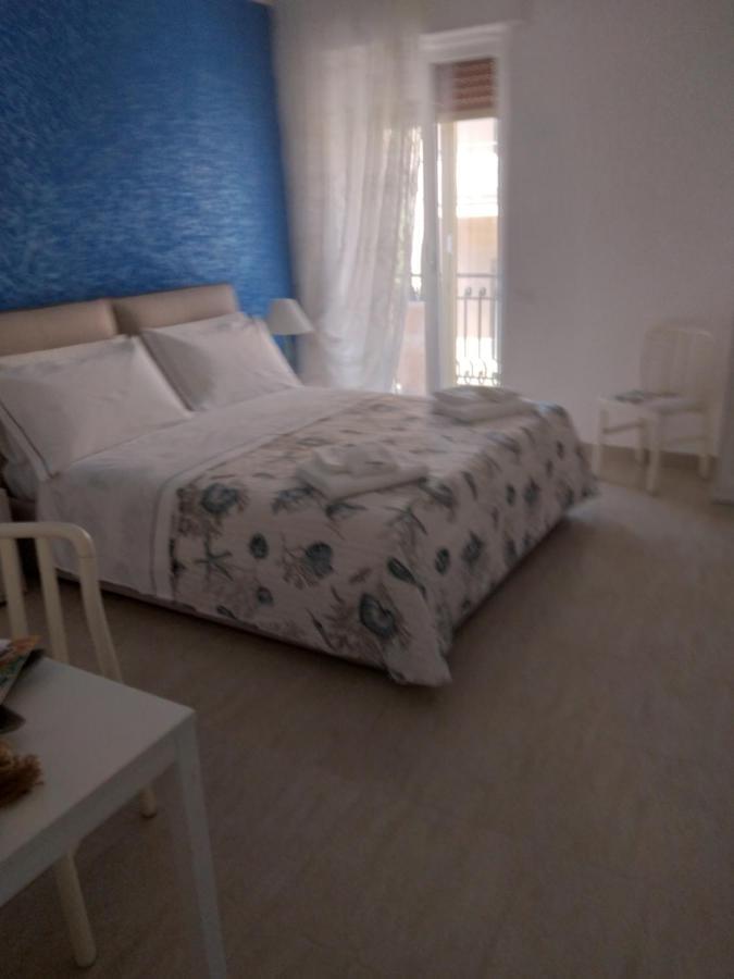L'Approdo Hotel Bordighera Exterior photo